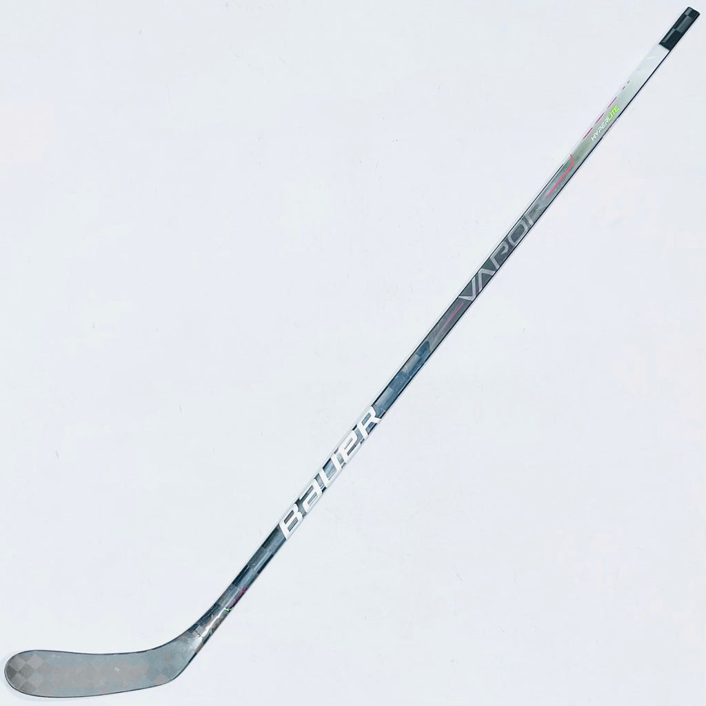 New Bauer Vapor Hyperlite Hockey Stick-RH-P28-95 Flex-Grip